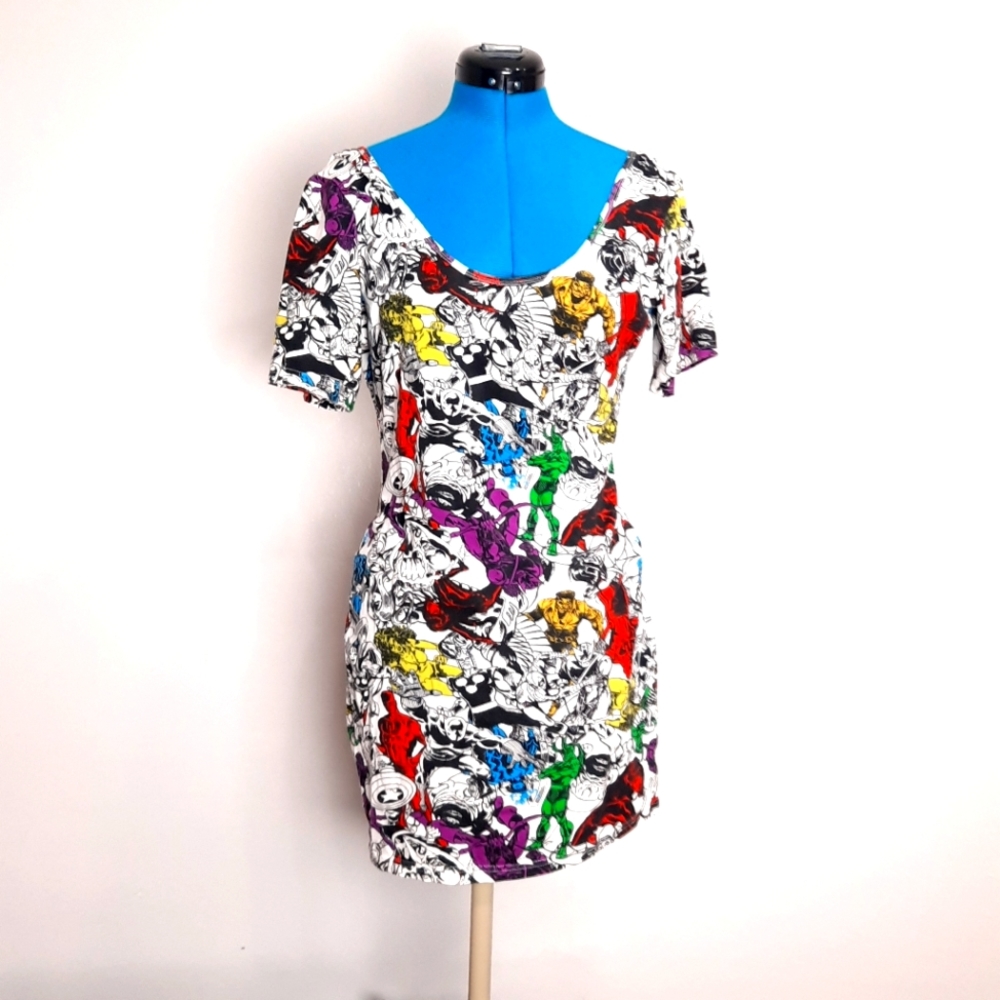 Marcel comics dress size xl